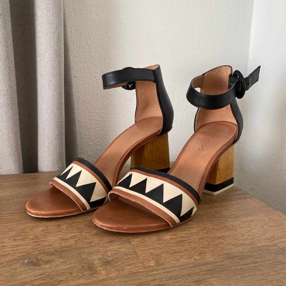 Bernardo Nikita Sandal - Strappy Heels